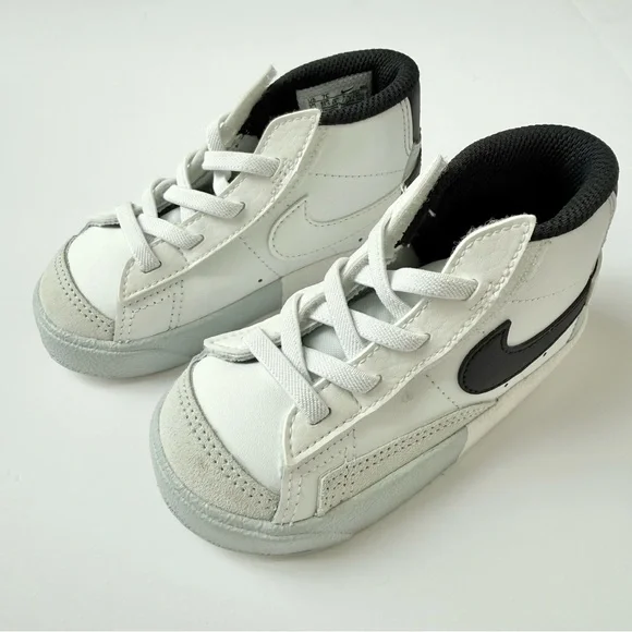 Nike Blazer Mid ’77 Toddler Sneakers White Black Size 7 Velcro - Picture 2 of 5